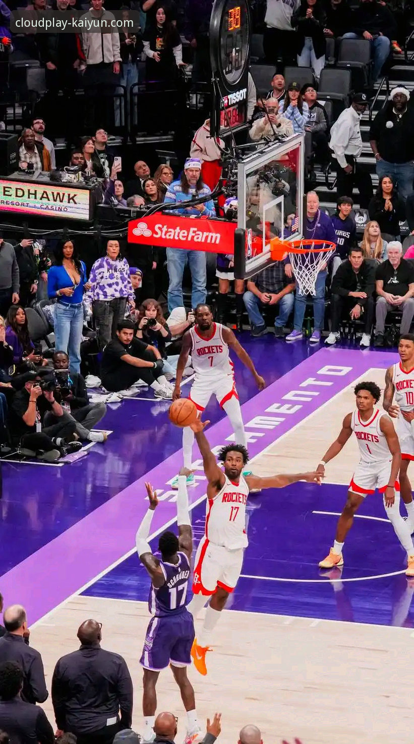 如何在云开体育平台见证一场创纪录的NBA季后赛大胜？
